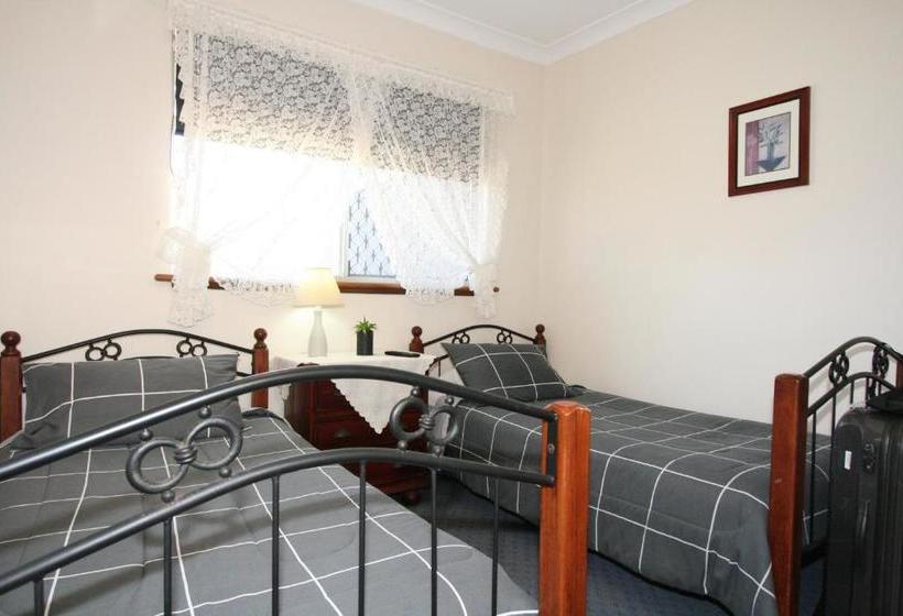 膳宿费 Safety Bay Guest House