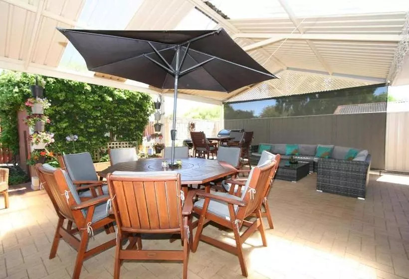 ペンション Safety Bay Guest House