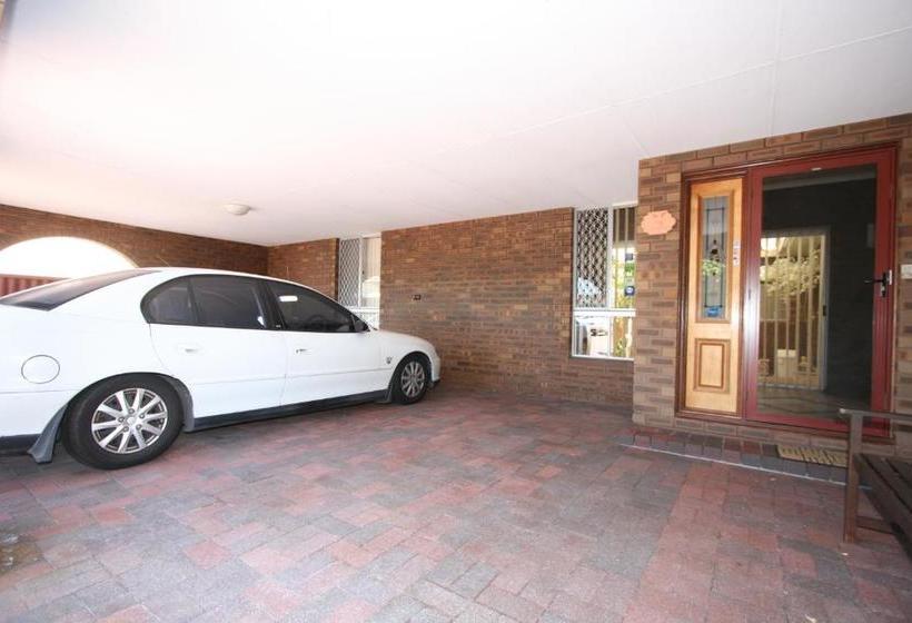 膳宿费 Safety Bay Guest House