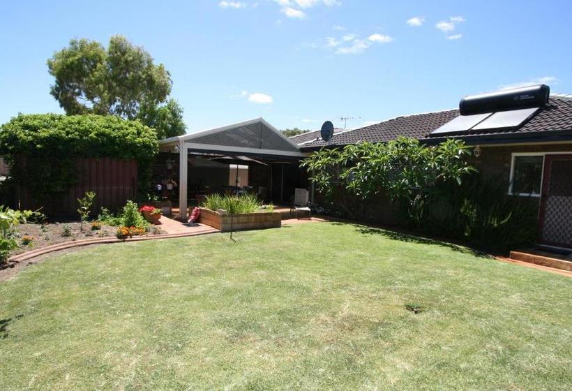 膳宿费 Safety Bay Guest House