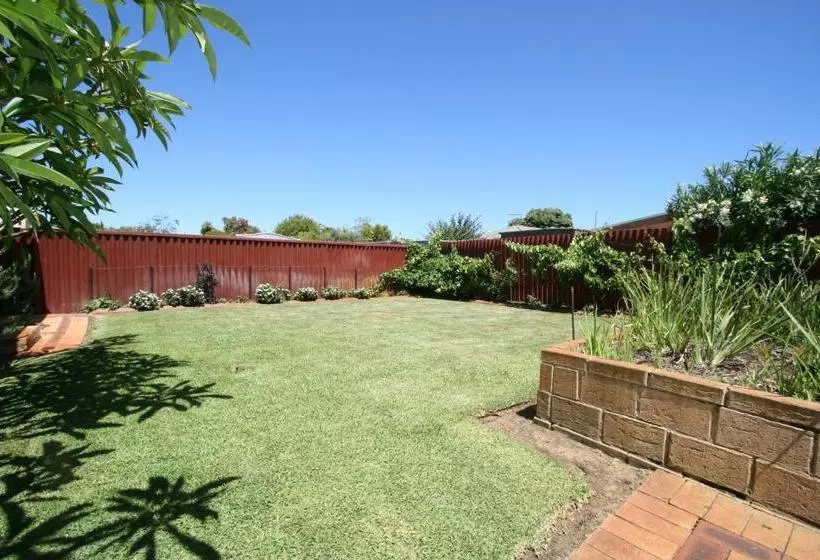 ペンション Safety Bay Guest House