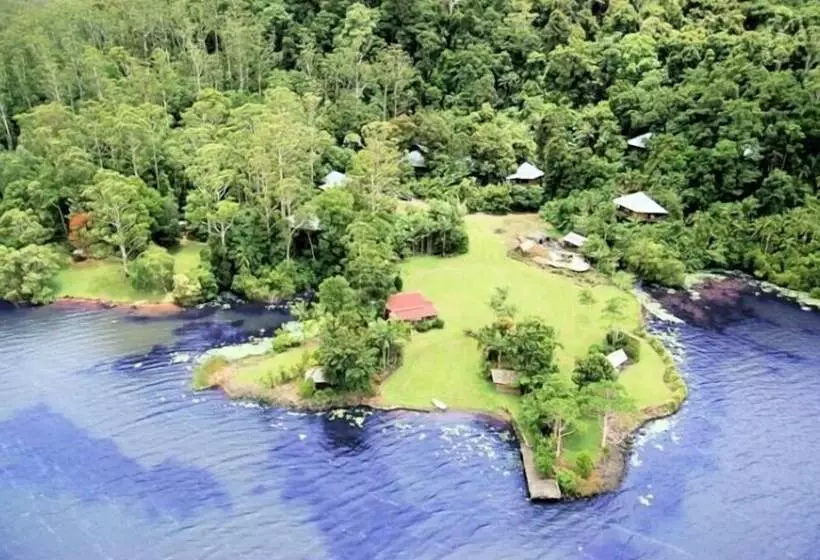 Lomakeskus Secrets On The Lake