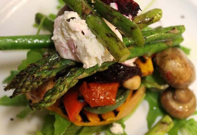 リゾートホテル Secrets On The Lake