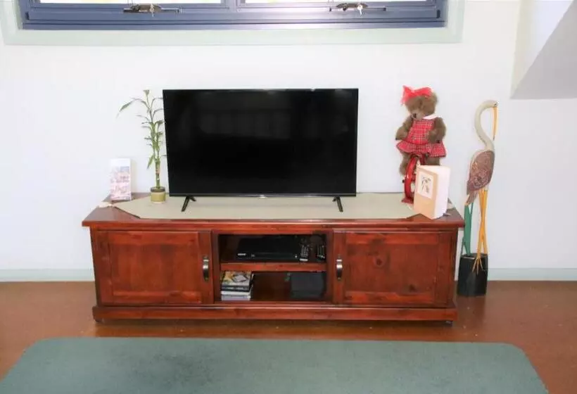 Salamander Bay Bed And Breakfast