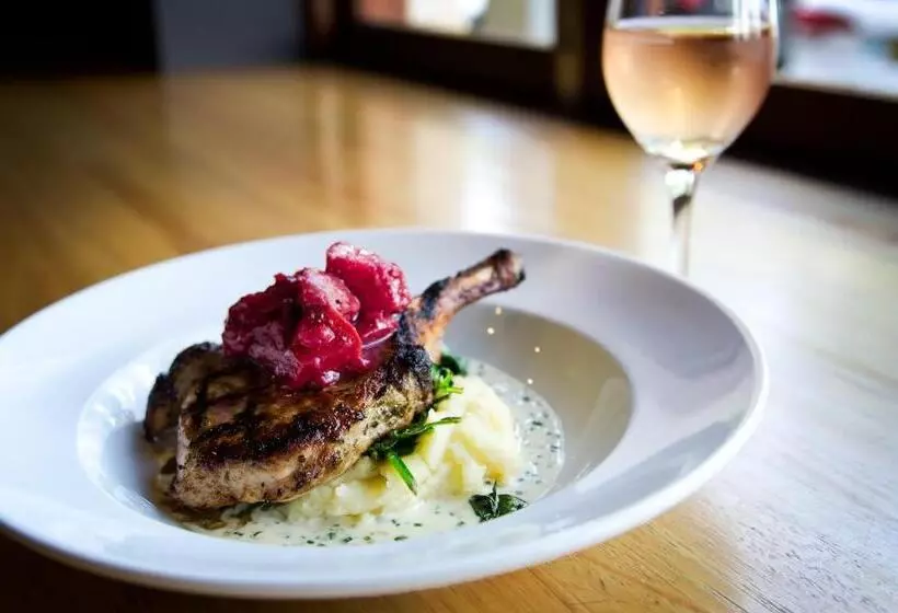 The George Hotel Bathurst