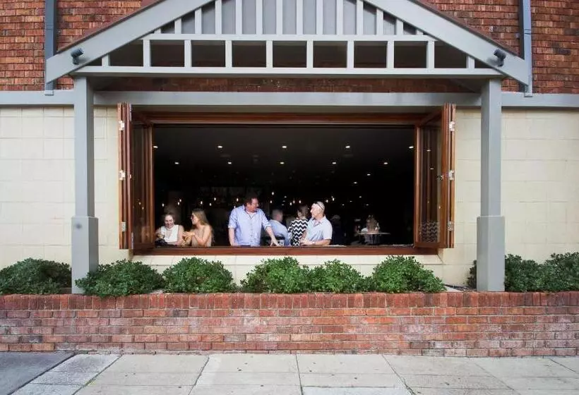 The George Hotel Bathurst