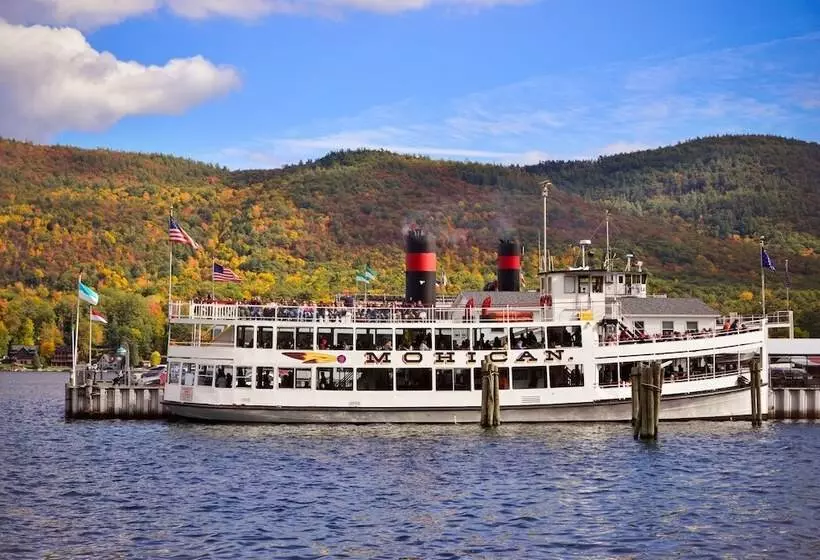 Retkeilymaja Lake Crest Inn