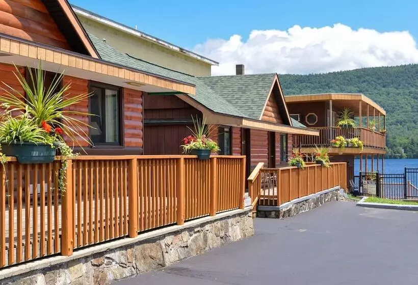 Retkeilymaja Lake Crest Inn