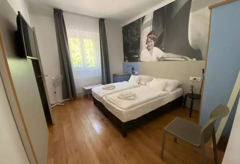 ベッドアンドブレックファースト Dalma Panzió