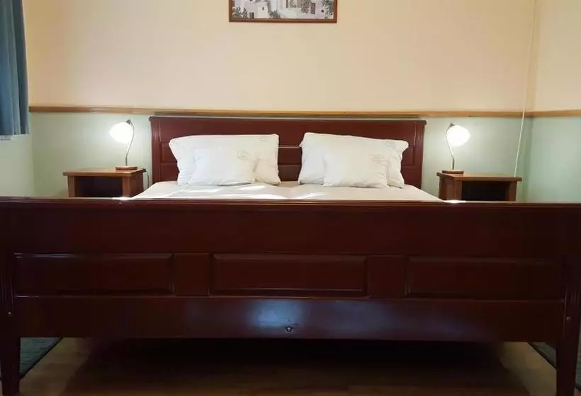 ベッドアンドブレックファースト Laetitia Panzió