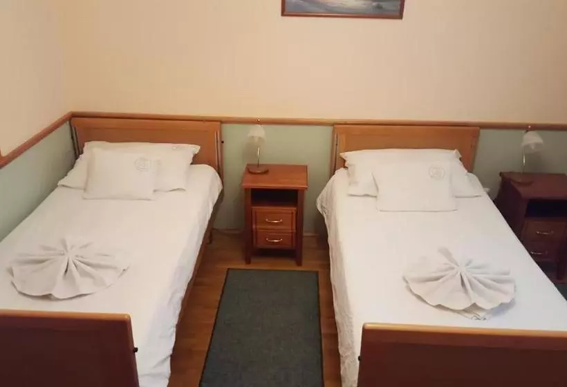 ベッドアンドブレックファースト Laetitia Panzió