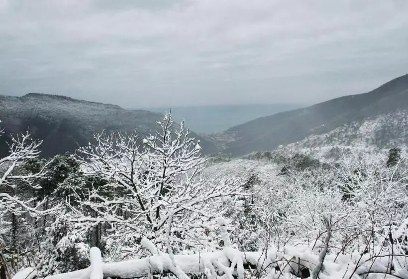 Hotelli 5 Terre Nel Sole