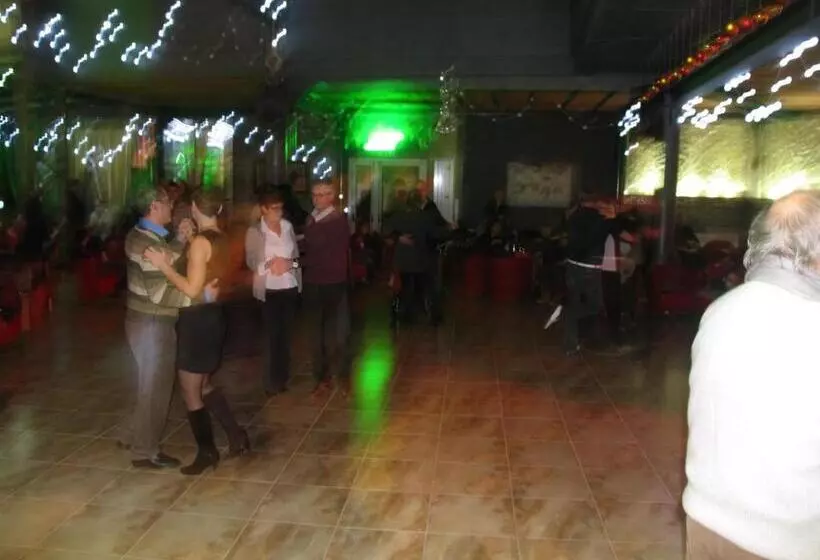 Hotelli 5 Terre Nel Sole