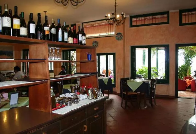 Hotelli 5 Terre Nel Sole