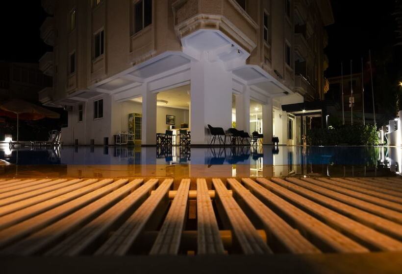 Отель A. Emreli Suite