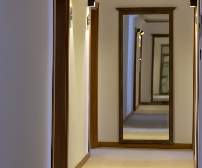 Отель A. Emreli Suite