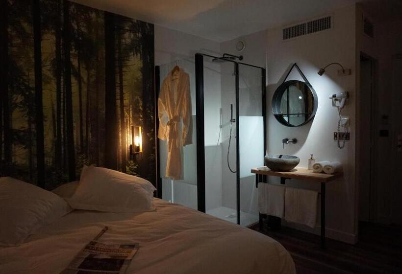 호텔 Restaurant Les Glycines