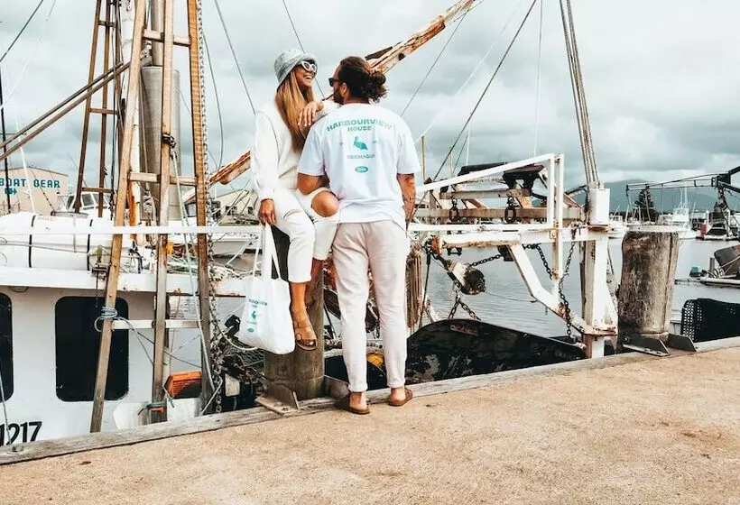 Motelli Harbourview House