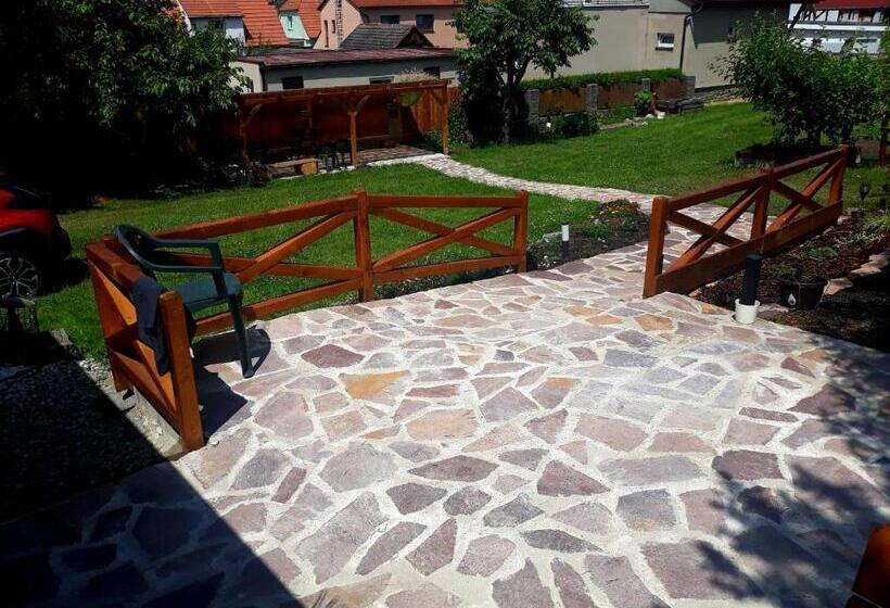 פנסיון Bella Vita