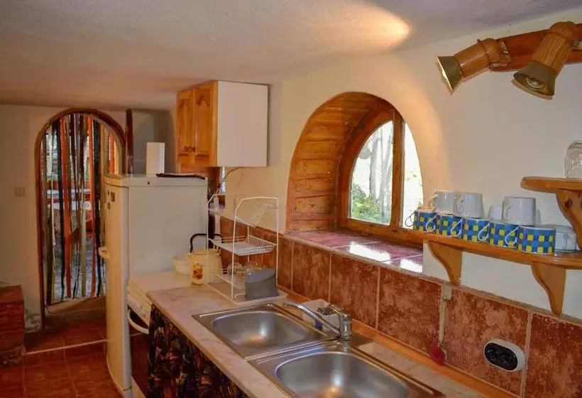 پانسیون Guest House Villa Katty