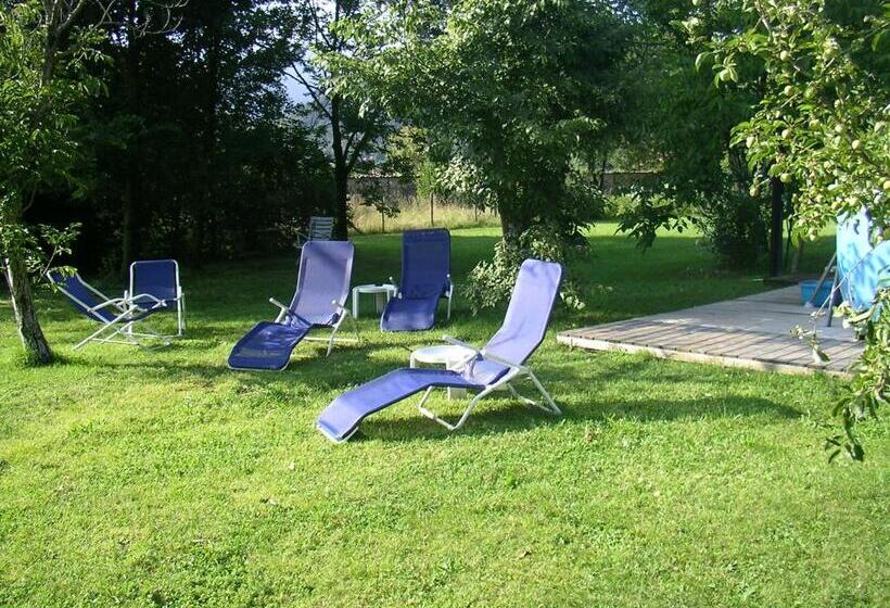 פנסיון La Patirana Guesthouse