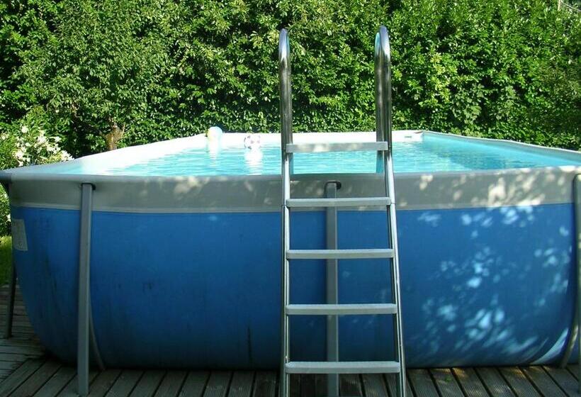 פנסיון La Patirana Guesthouse