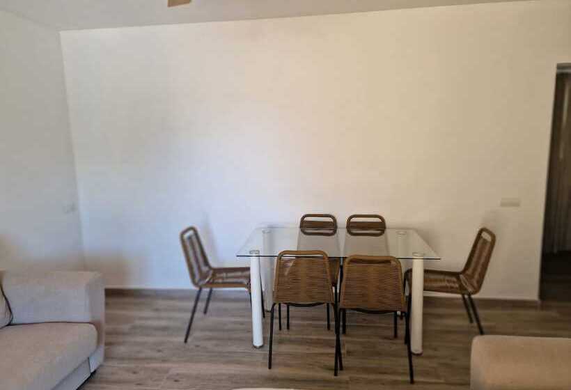 Aparthotel Puerto Cala Vadella