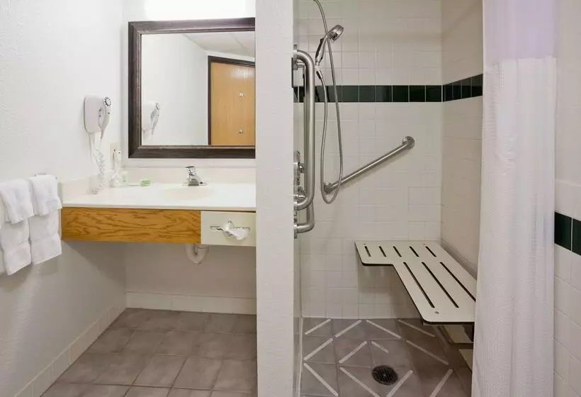 فندق Americinn By Wyndham Osceola