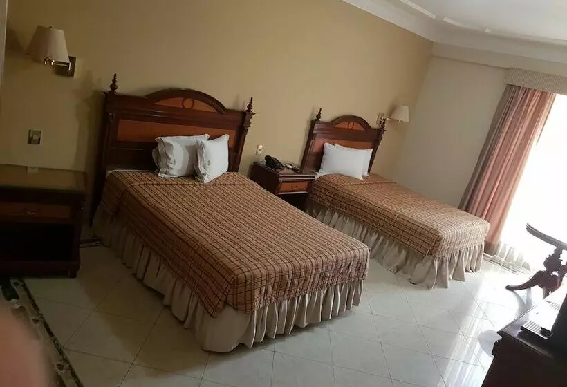 Отель Canciller