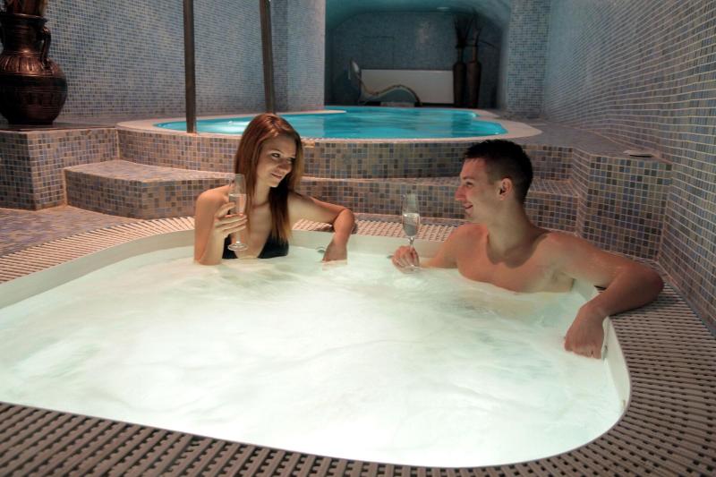 فندق Capital With Private Wellness