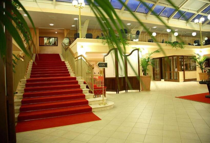 בית מלון כפרי Dioscuri Bay Palace