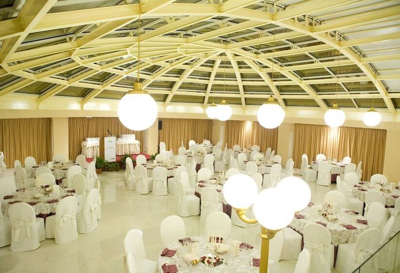 בית מלון כפרי Dioscuri Bay Palace