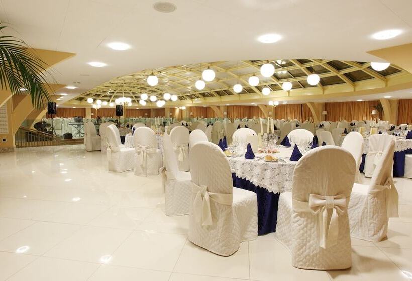 בית מלון כפרי Dioscuri Bay Palace