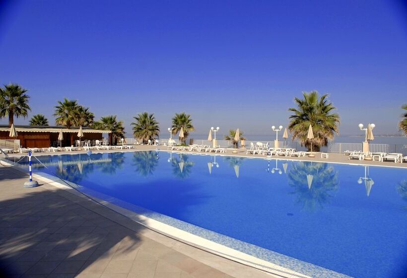 בית מלון כפרי Dioscuri Bay Palace