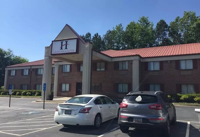 Отель Haven Inn & Suites