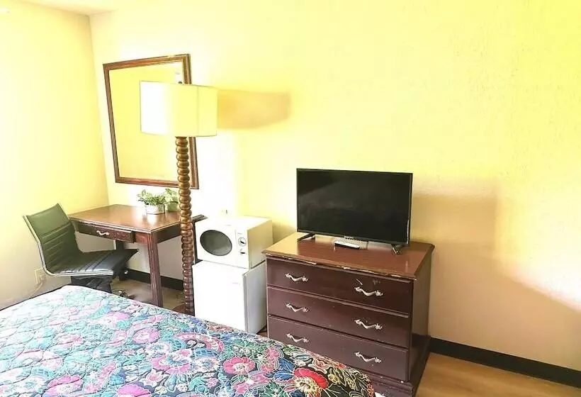 Отель Haven Inn & Suites