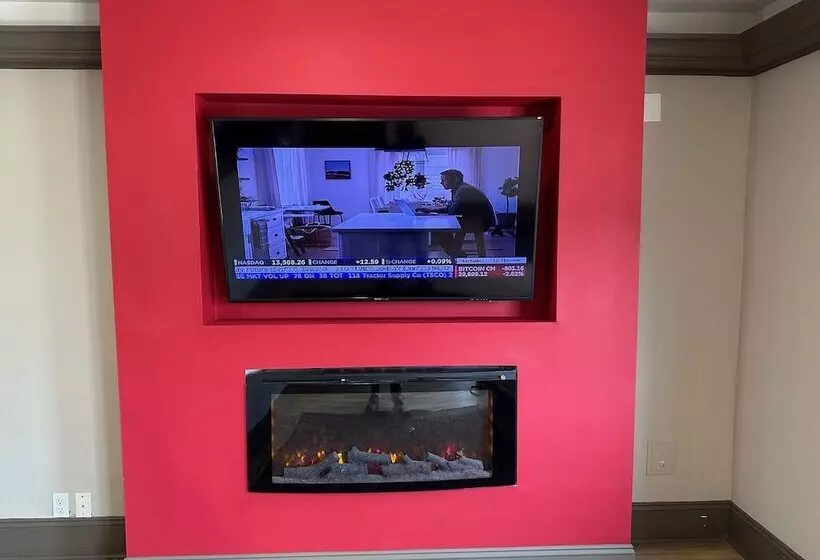 Отель Haven Inn & Suites