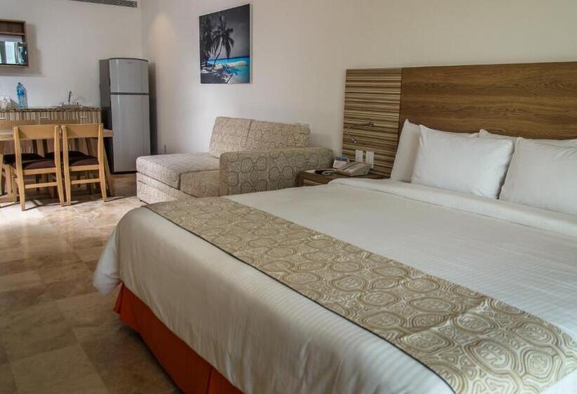 هتل Krystal Cancun