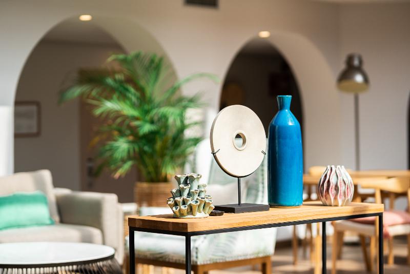 ホテル LIVVO Puerto de Mogan