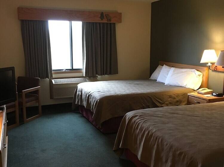 Hotel Moose Lake Lodge & Suites