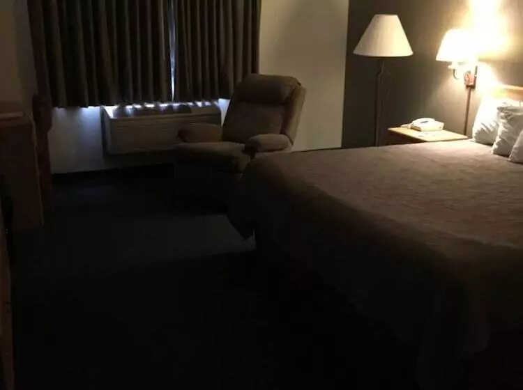 Hotelli Moose Lake Lodge & Suites