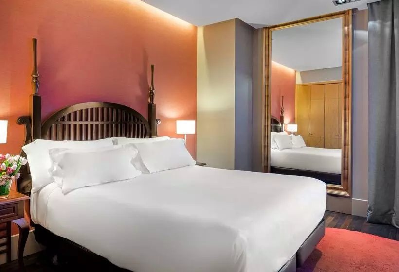 هتل NH Collection Madrid Paseo Del Prado