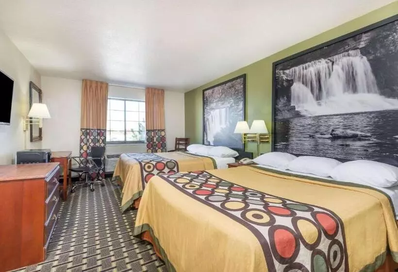 בית מלון כפרי Super 8 By Wyndham Madison In