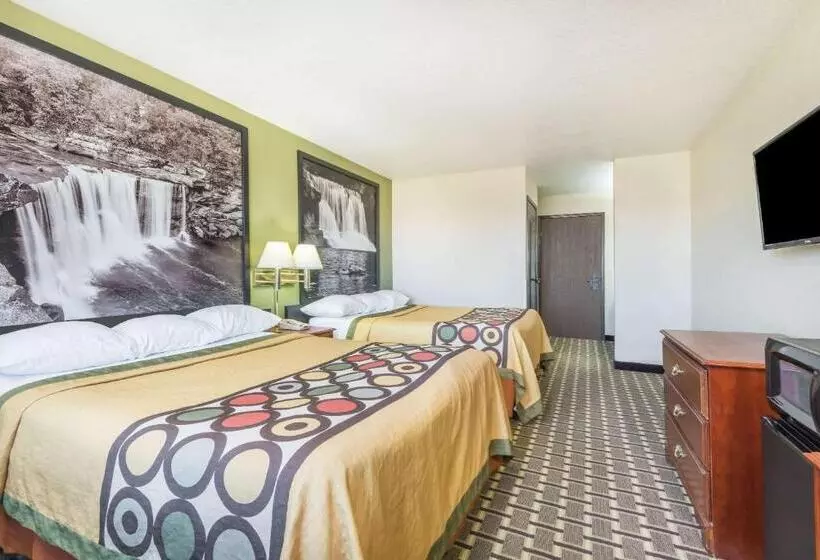 בית מלון כפרי Super 8 By Wyndham Madison In