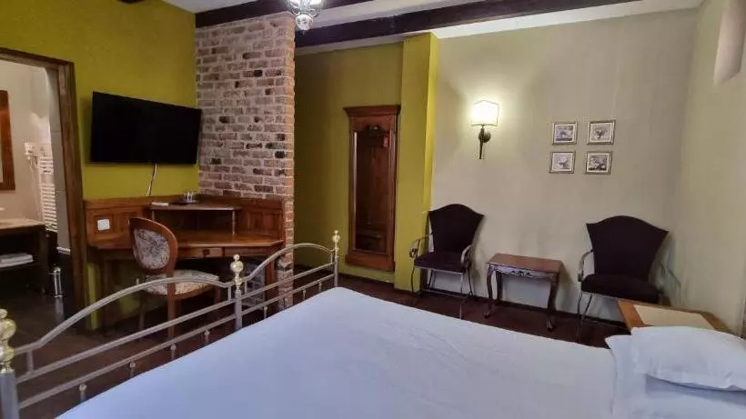 فندق Topaz Boutique