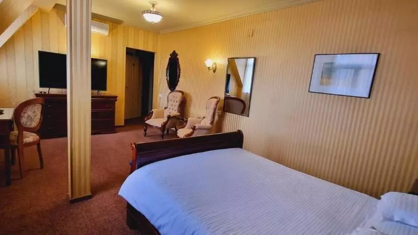 فندق Topaz Boutique