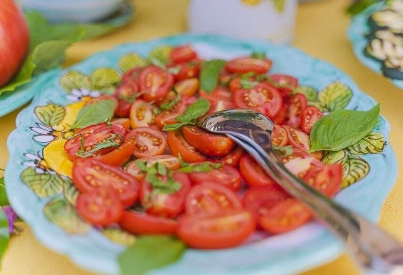 تختخواب و صبحانه Montagnella Relax