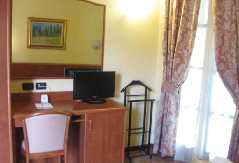 Отель Albergo Giardino