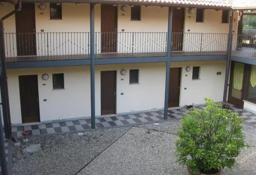 ホテル Albergo Giardino