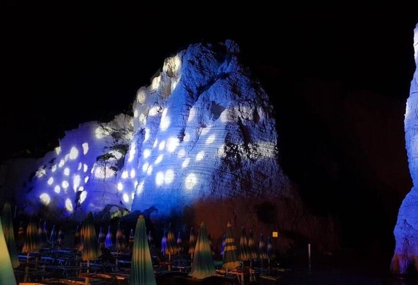 ホテル Albergo Labotte